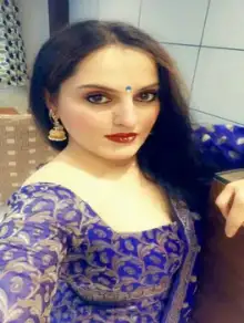 Priyanka-shemale-bangalore-Photo 1 of 2