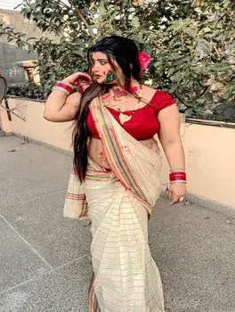 Sneha - blowjob-and-handjob-bangalore - Photo 3 of 4