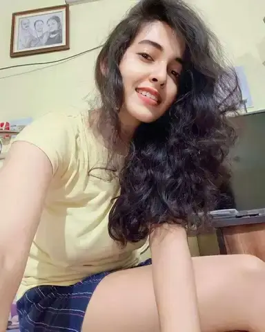 Meenal -  - Photo 3 of 4