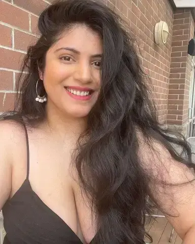 Eesha - teenage-bangalore - Photo 3 of 6